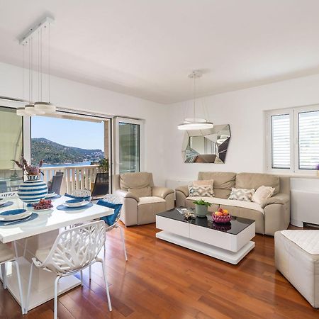 Seaview Elegance Apartment Затон Екстер'єр фото