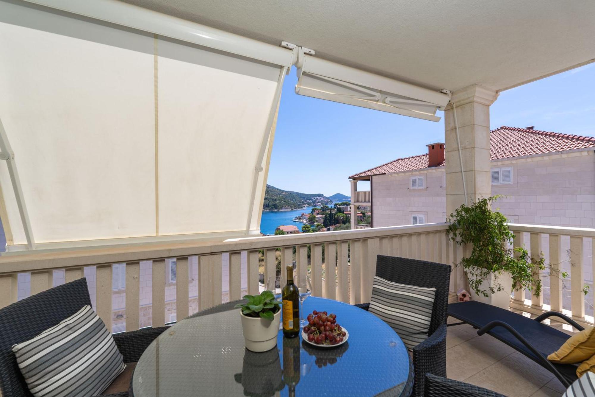 Seaview Elegance Apartment Затон Екстер'єр фото