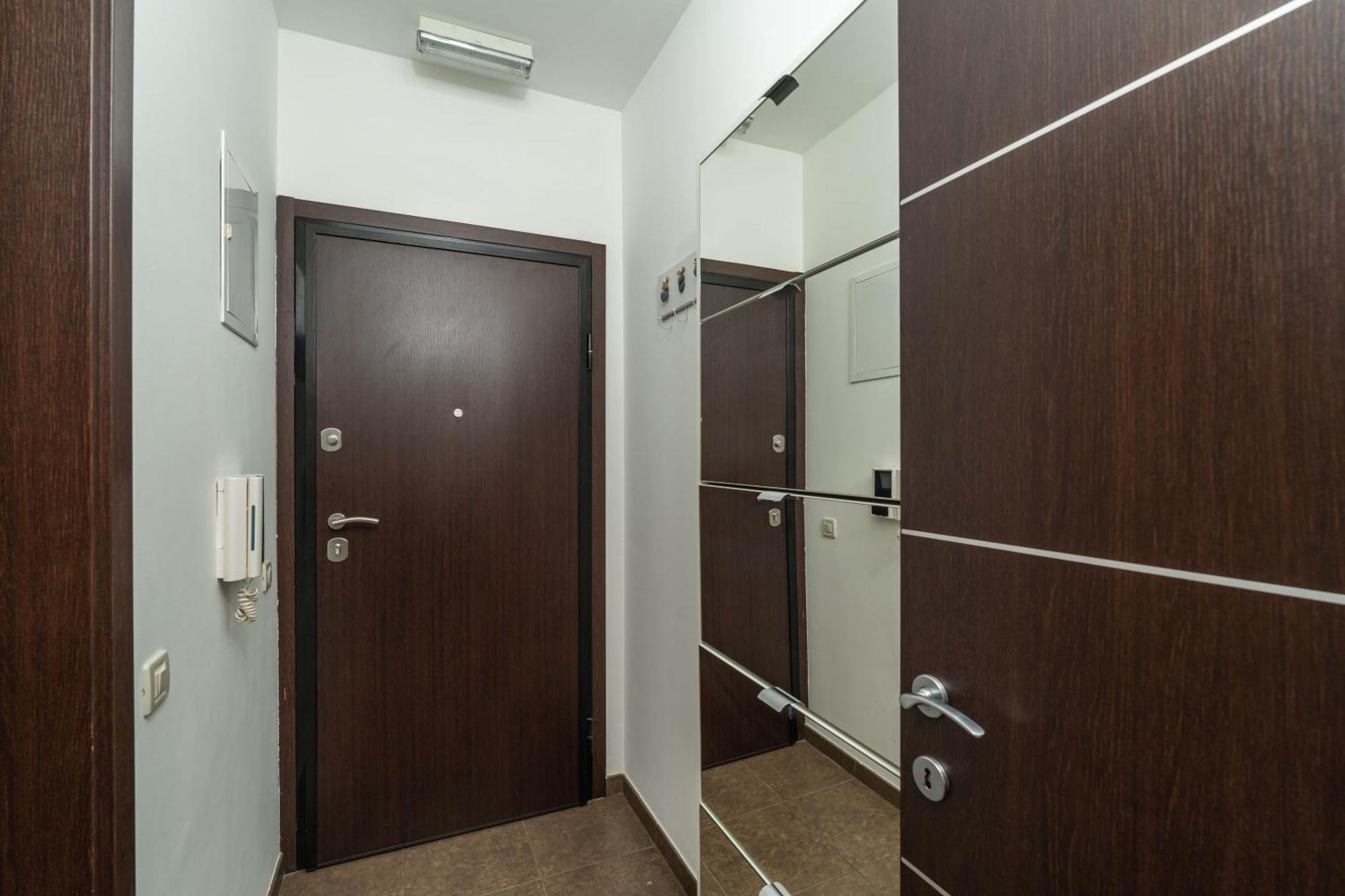 Seaview Elegance Apartment Затон Екстер'єр фото